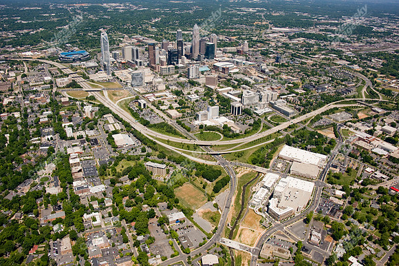 charlotte-airplane-skylines-2010-04-035