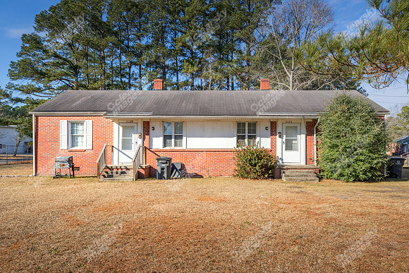 1129-pitt-ext513