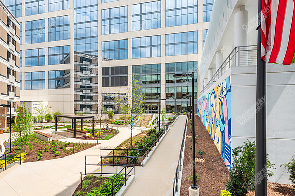 2060-peachtree-ext5982