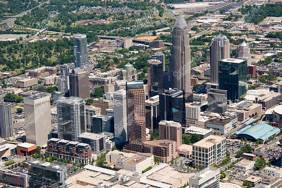 charlotte-airplane-skylines-2010-04-034
