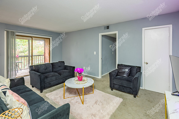 402-e-montcastle-int9860