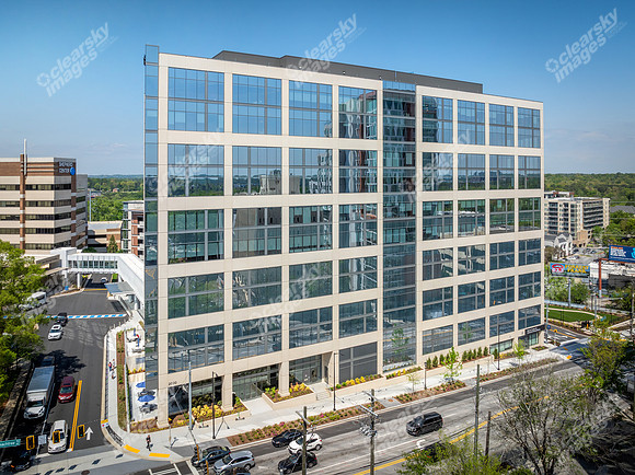 2060-peachtree-drn0951