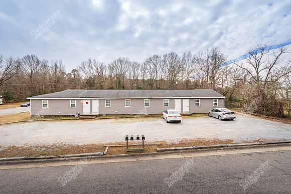 701-nelson-ext928