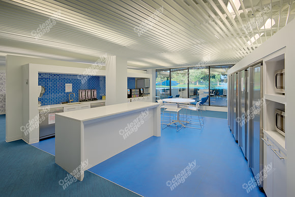 4828-parkway-plaza-interior-II-01