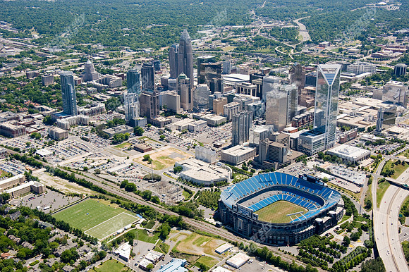 charlotte-airplane-skylines-2010-04-028