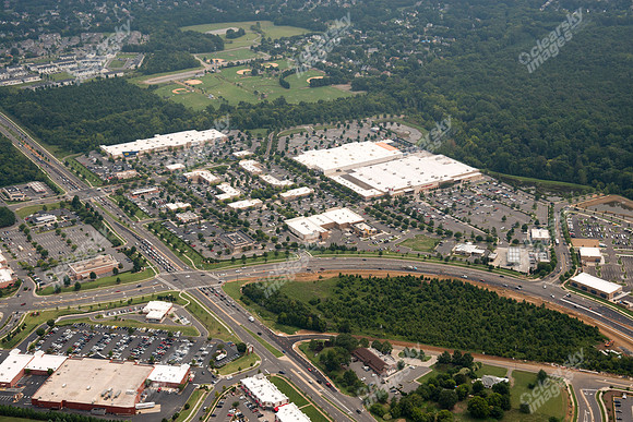 rivergate-shopping-center-081614-458
