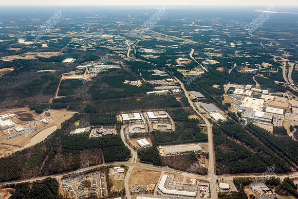 triangle-business-center-020815-634